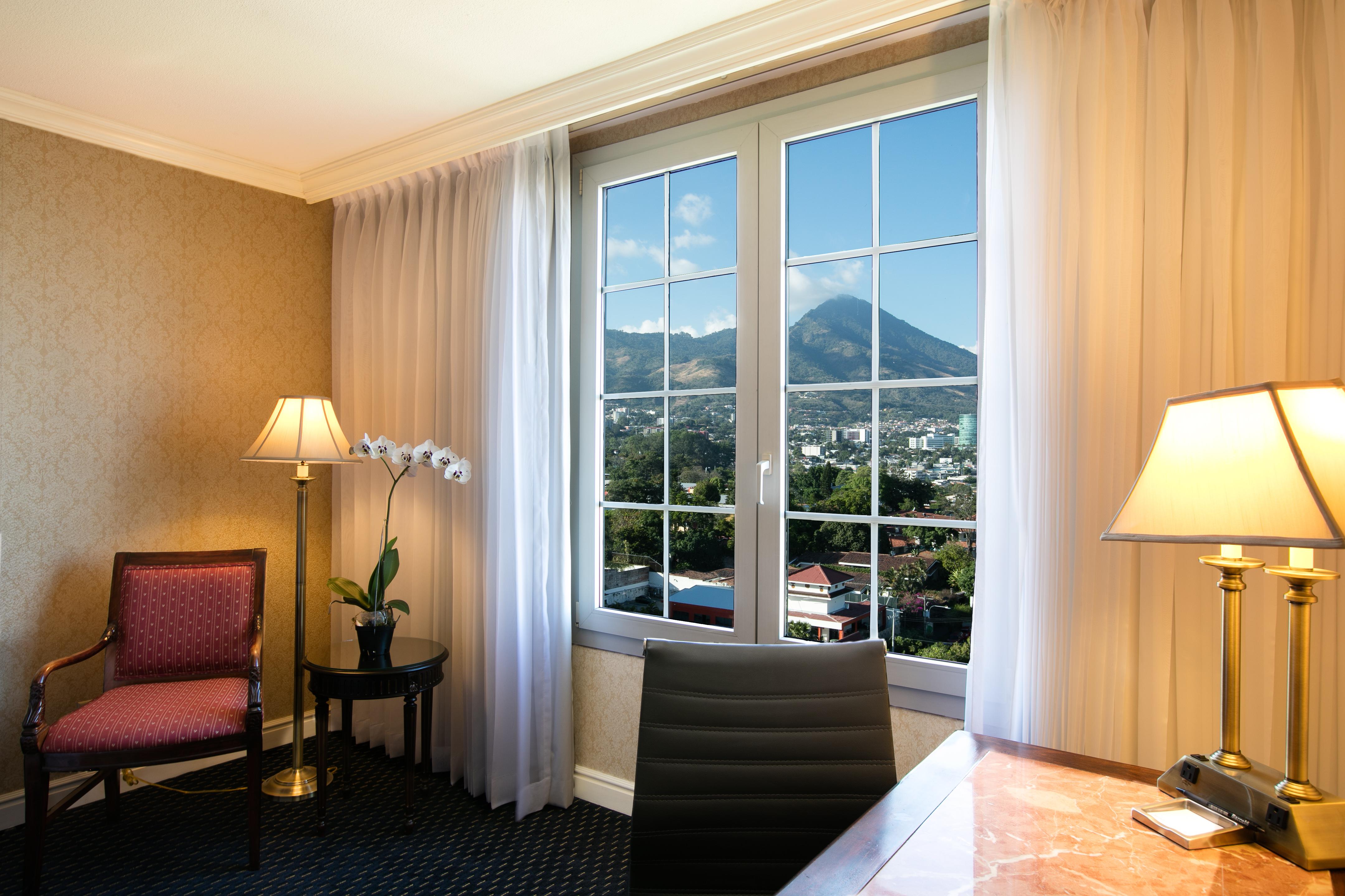 فندق بارسيلو سان سلفادور المظهر الخارجي الصورة A room at the Hotel