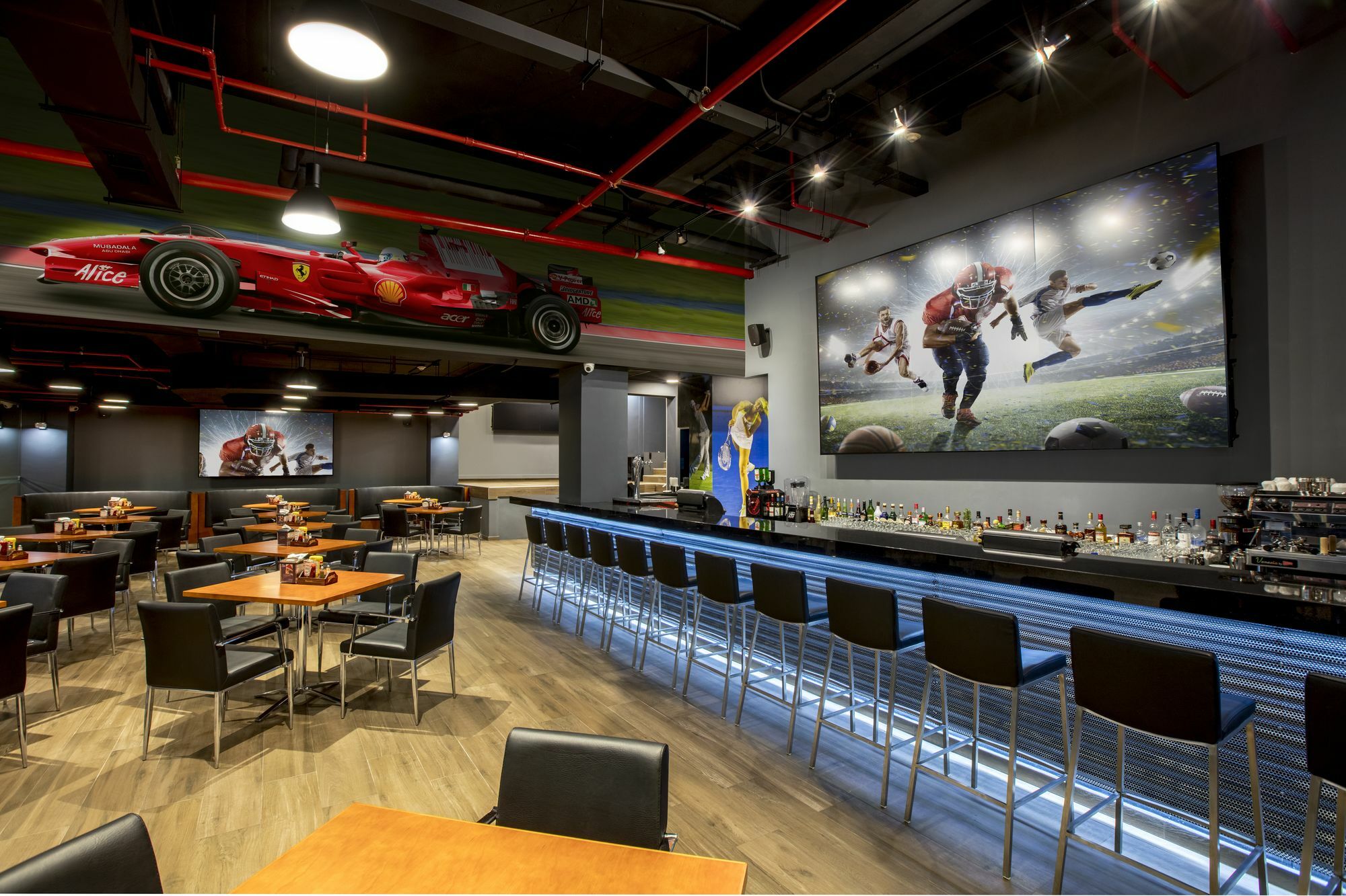 فندق بارسيلو سان سلفادور المظهر الخارجي الصورة The 2014 Club Level at the Indianapolis Motor Speedway